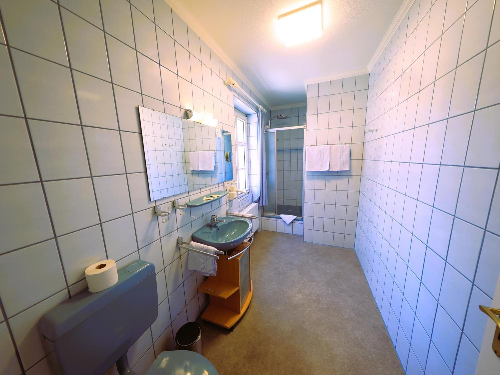 Hotel Zur Post Muelheim an der Mosel Εξωτερικό φωτογραφία